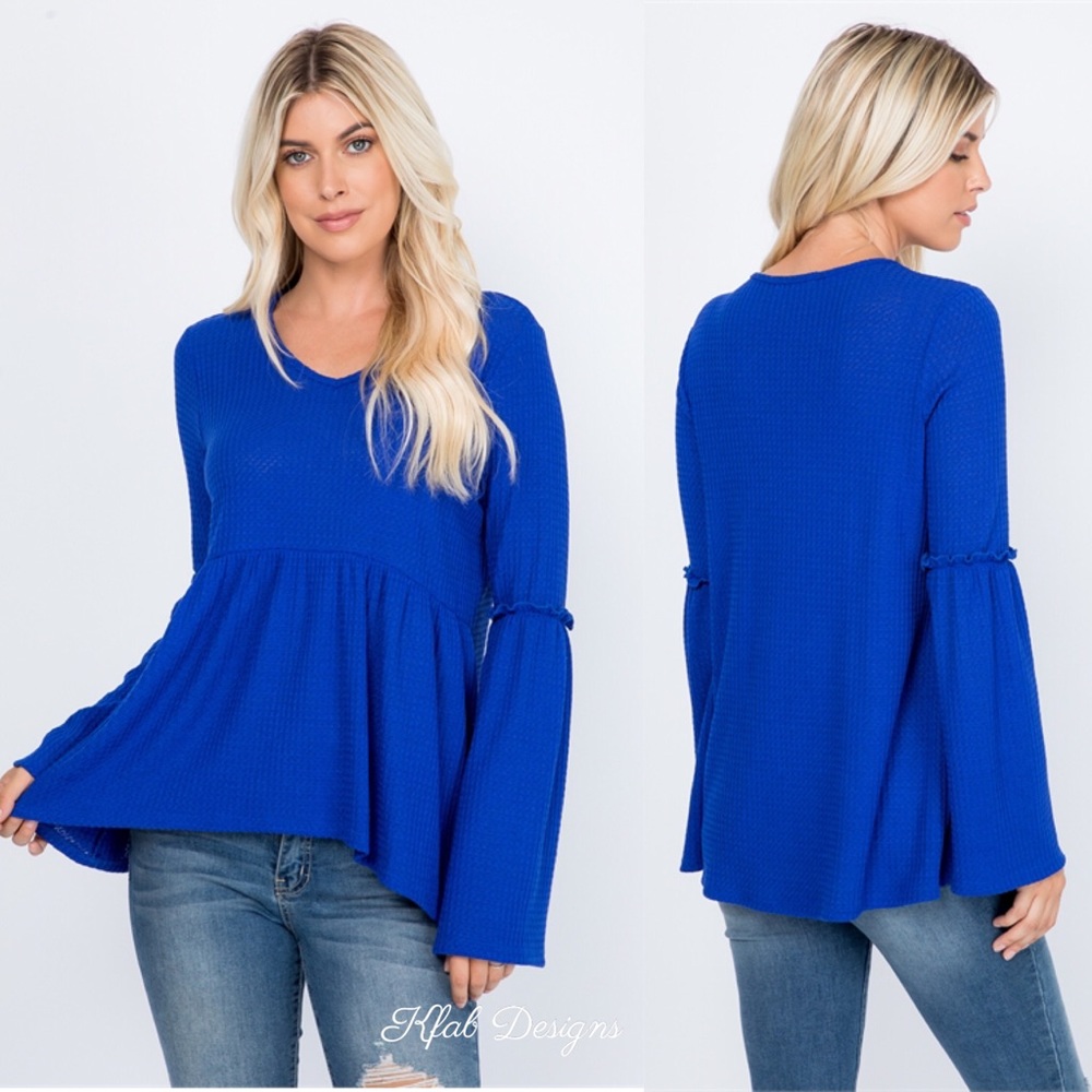 ❤️LAST 2! V Neck Shirring Detail Bell Sleeve Top! - Picture 2 of 6